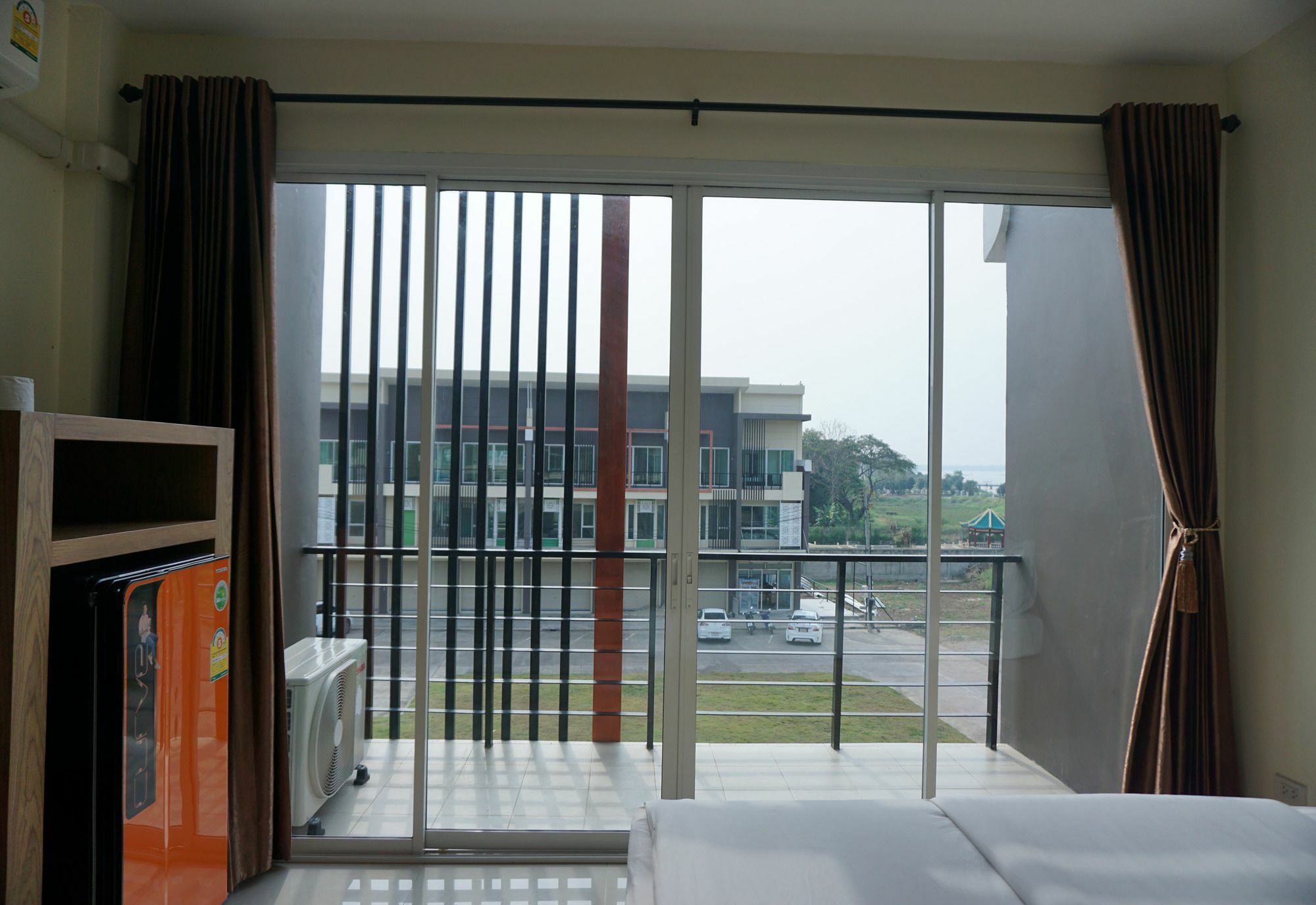 Lew Residence Пхаяу Экстерьер фото
